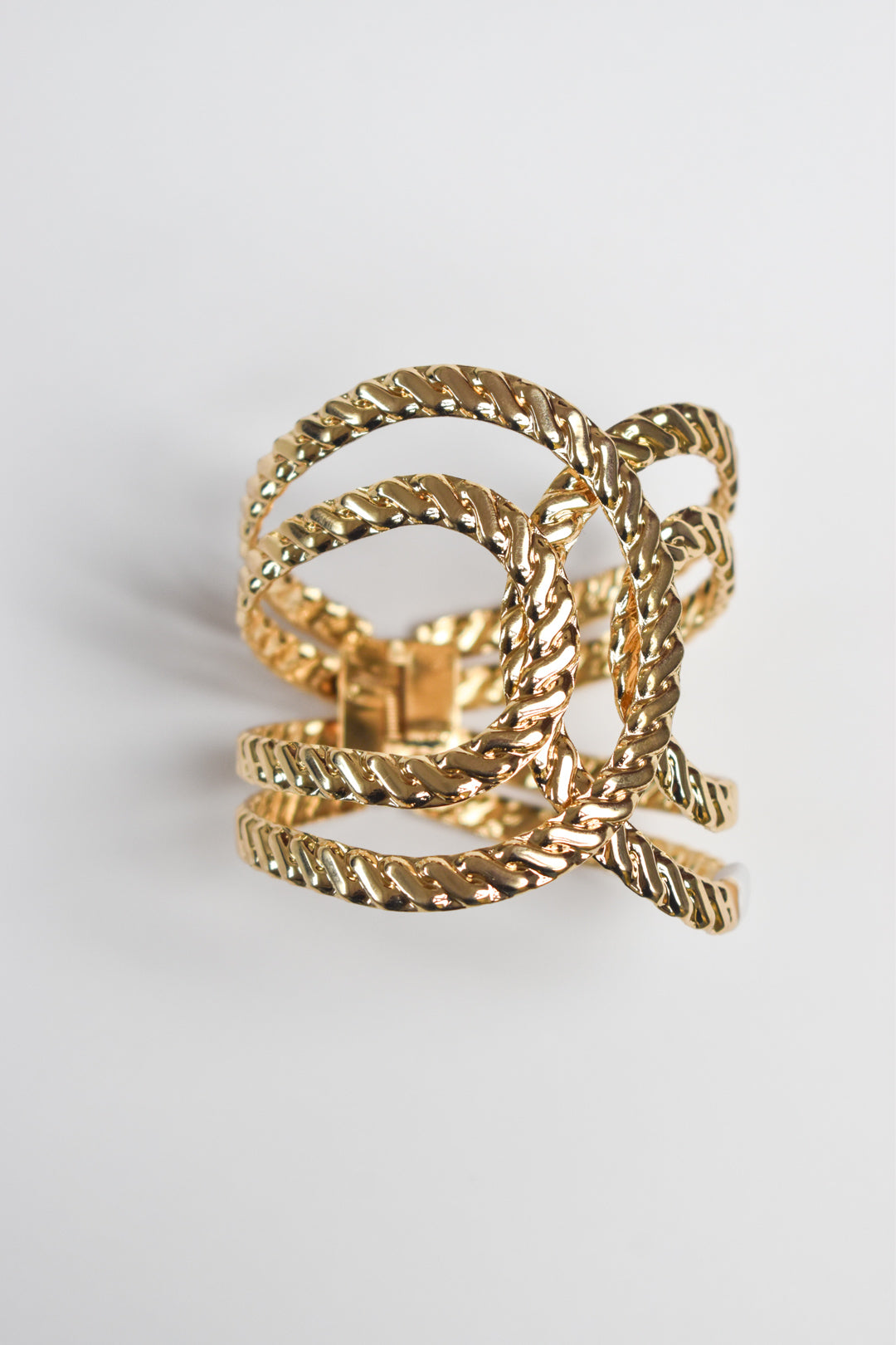 Brazalete cruzado