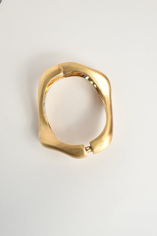 Brazalete irregular